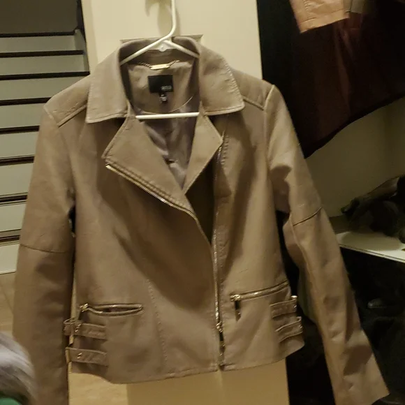 Jacket - Picture 2 of 2